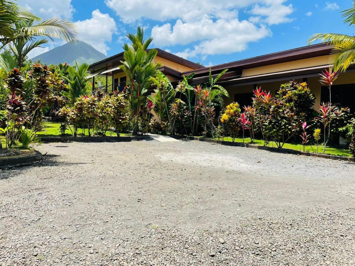 Aunty Arenal Lodge La Fortuna Dış mekan fotoğraf