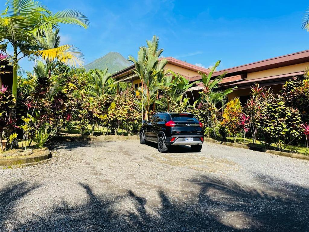 Aunty Arenal Lodge La Fortuna Dış mekan fotoğraf