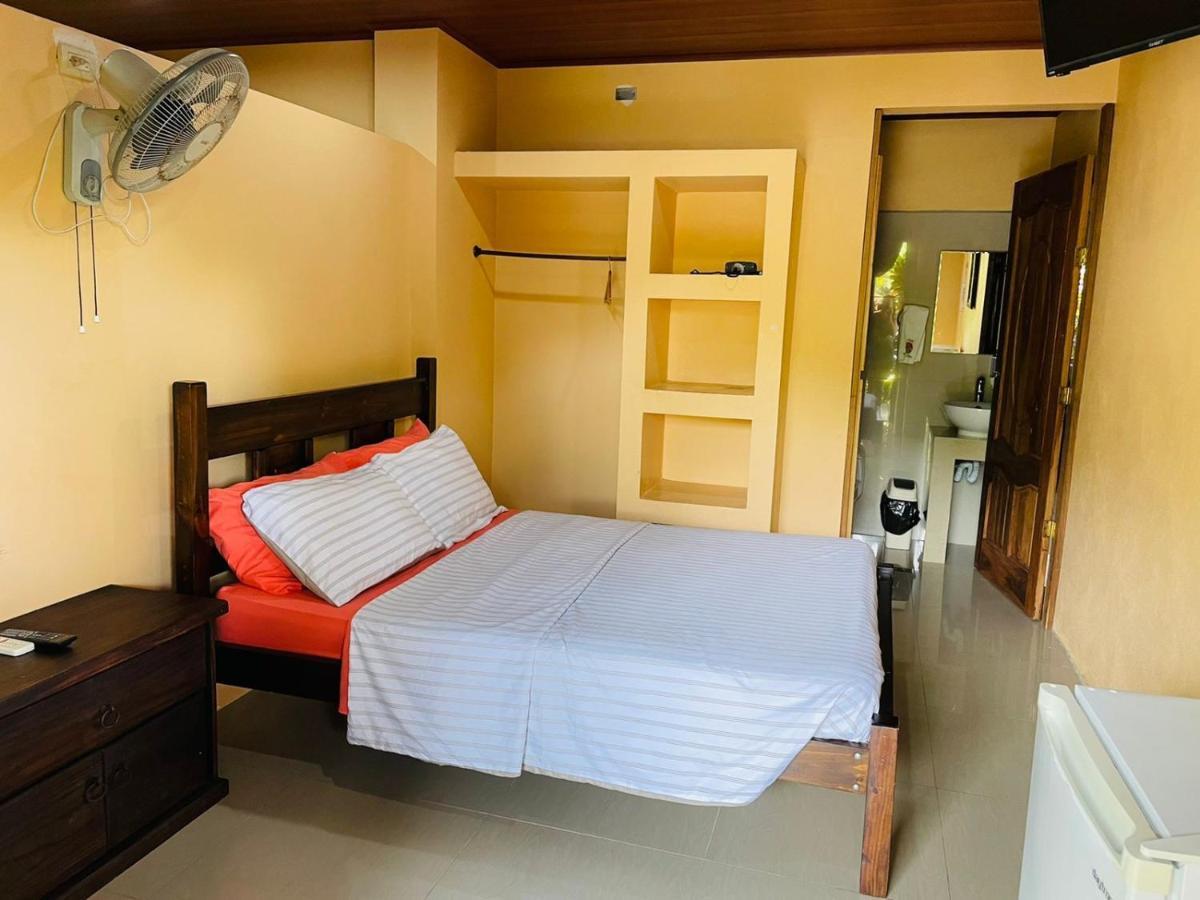 Aunty Arenal Lodge La Fortuna Dış mekan fotoğraf