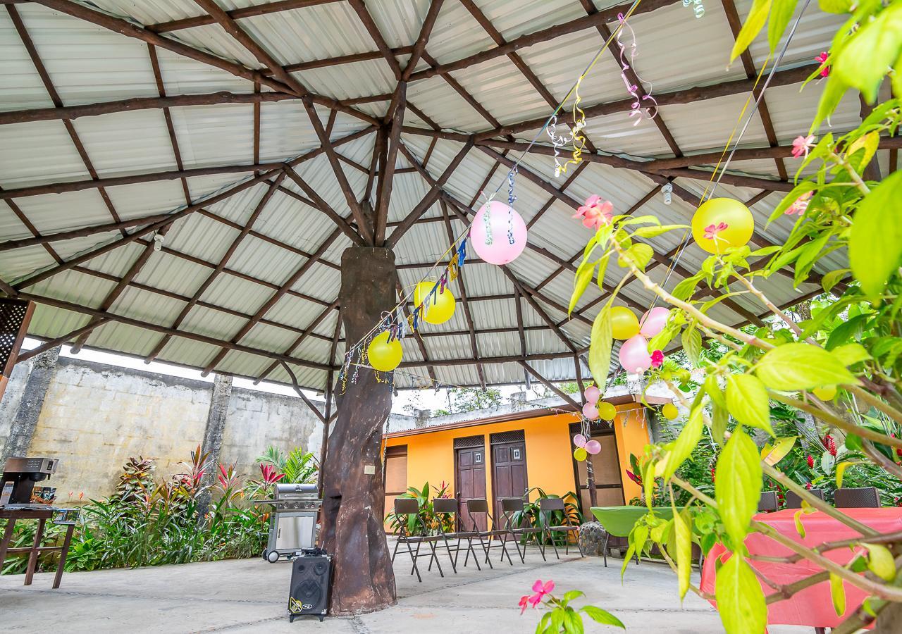 Aunty Arenal Lodge La Fortuna Dış mekan fotoğraf